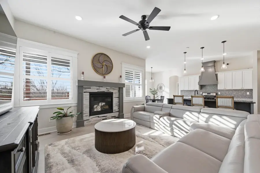 4724 E Elk Creek Dr, Wichita, KS 67226 - #3