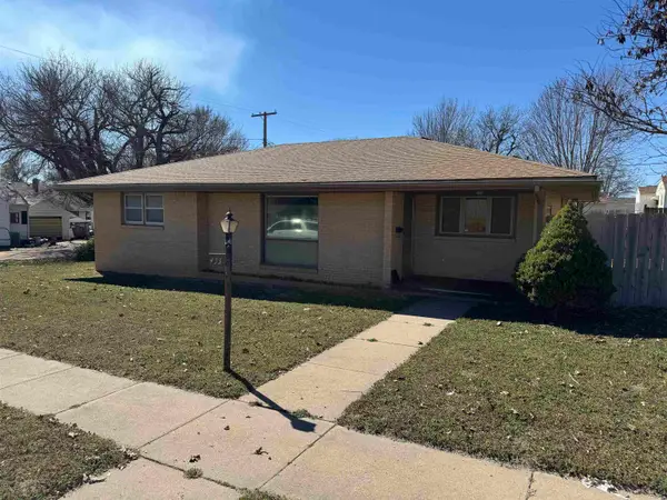 435 Coronado St, Kingman, KS 67068