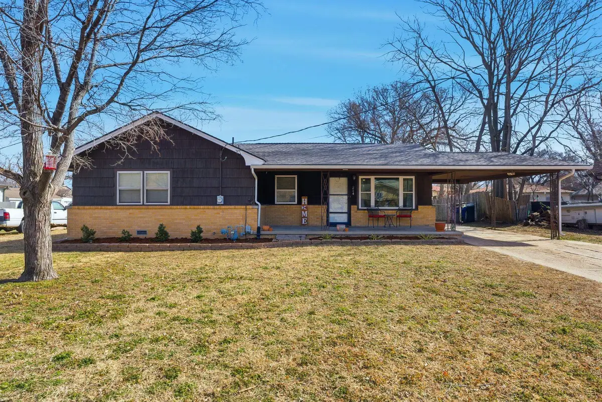 1214 N Sheridan Ave, Wichita, KS 67203 - #1