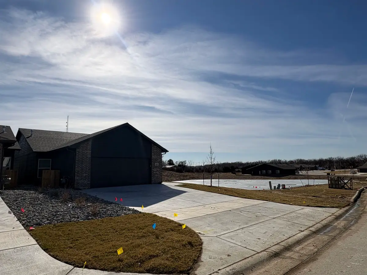 3425 E Thunder, Wichita, KS 67220 - #1