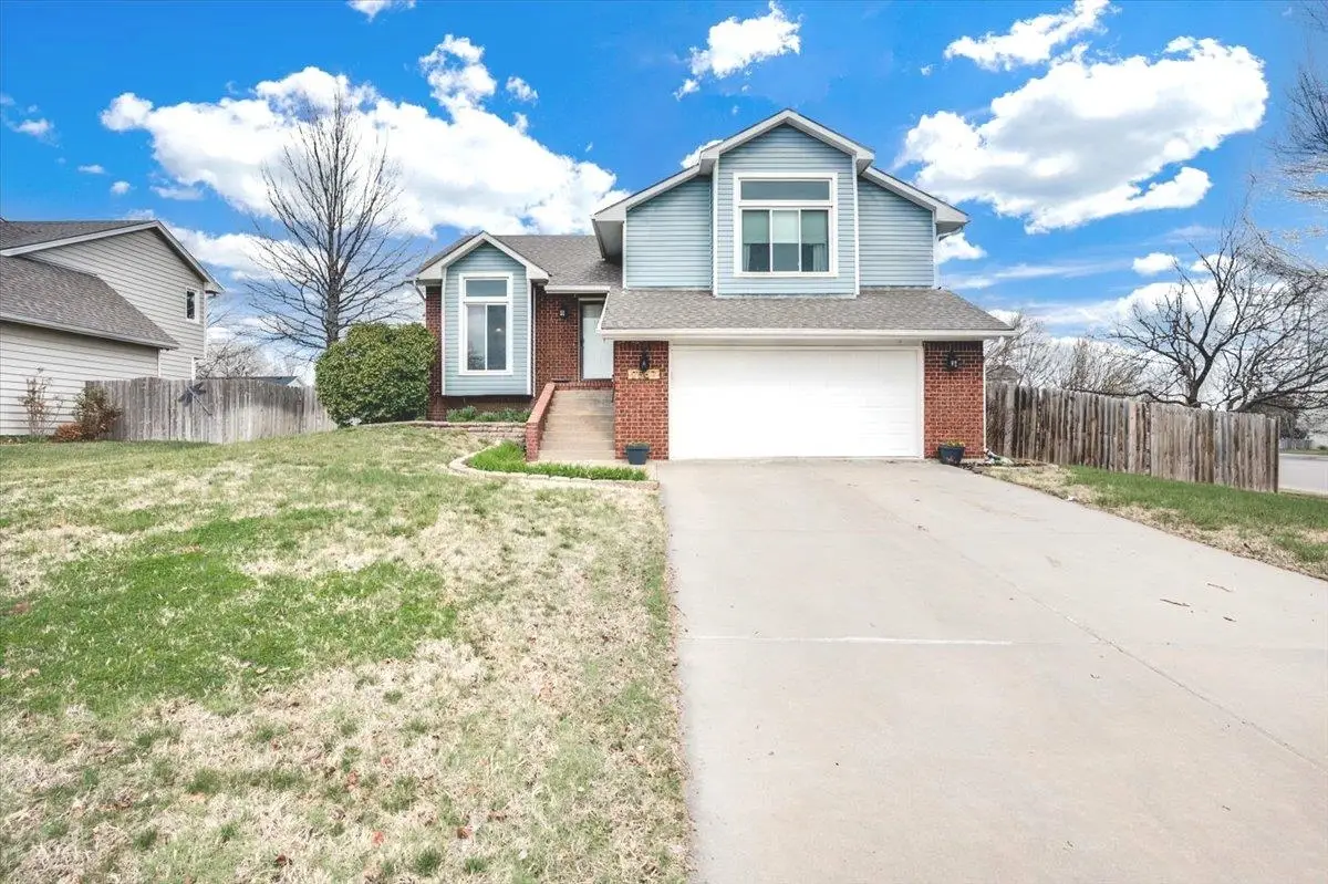 2567 N Button Bush Cir, Derby, KS 67037 - #1