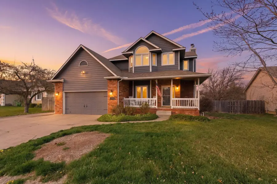 818 E Rushwood Ct, Derby, KS 67037 - #2