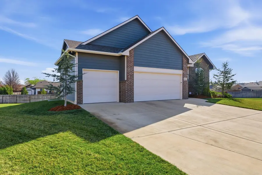 1624 N Bellick Ct, Wichita, KS 67235 - #3
