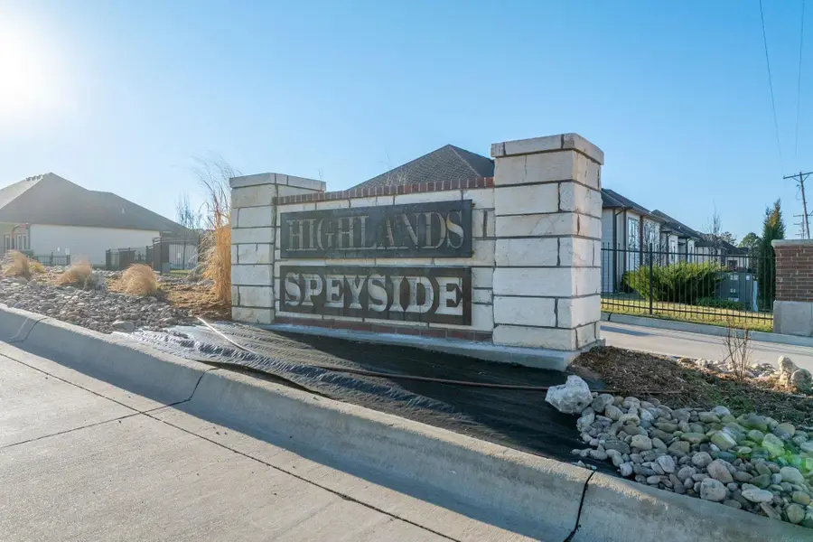 907 N Speyside, Andover, KS 67002 - #2