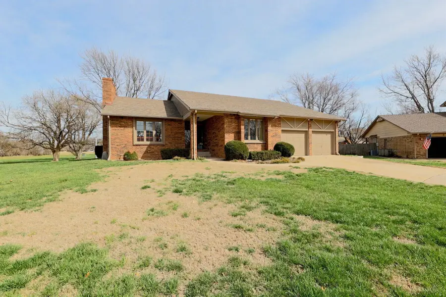10318 W Alamo, Wichita, KS 67212 - #2