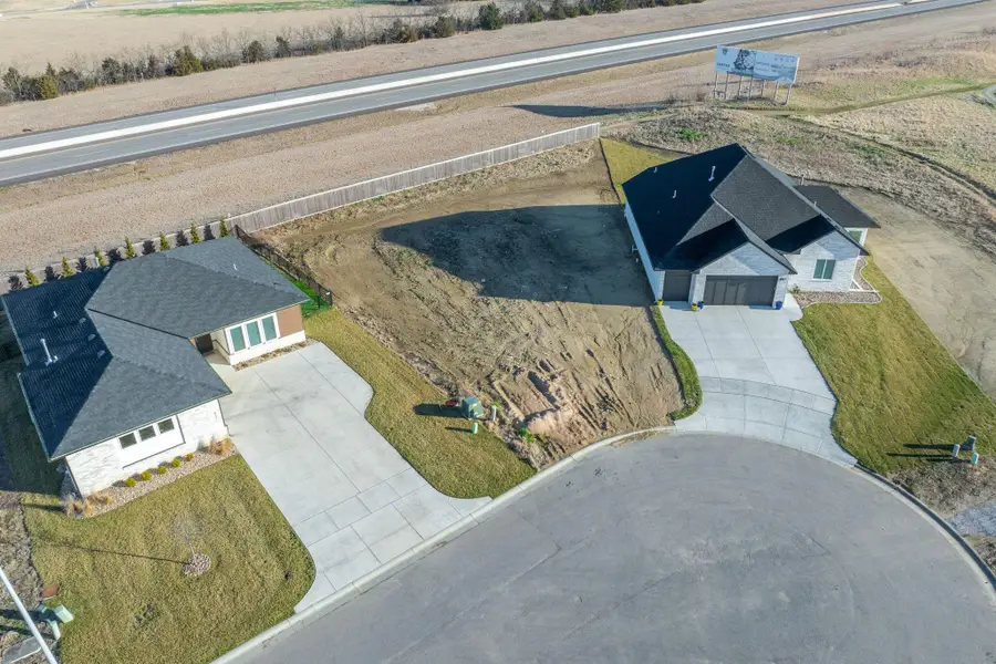 943 N Speyside, Andover, KS 67002 - #3