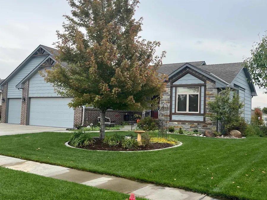 1106 N Forestview St, Wichita, KS 67235 - #3