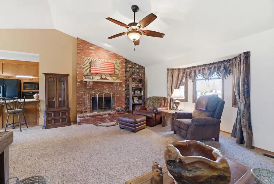 5129 N Newton Cir, Park City, KS 67219 - #2