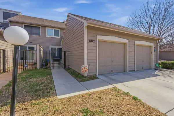 2243 N Bramblewood St, Wichita, KS 67226