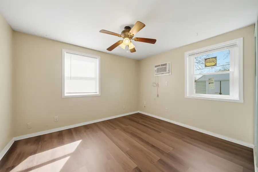 729 S Poplar St, Wichita, KS 67211 - #3