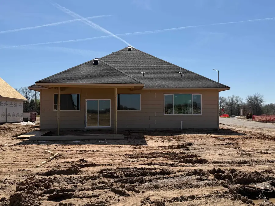 746 N Rainbow Lake Ct, Wichita, KS 67235 - #2