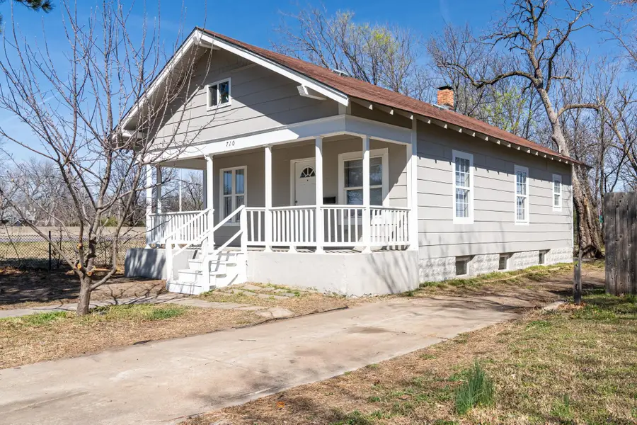 710 S Glenn St, Wichita, KS 67213 - #2