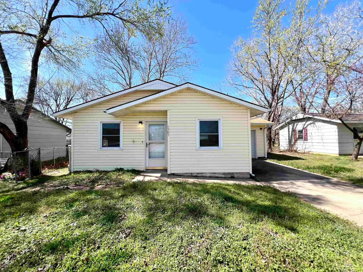 1507 N 10th, Arkansas City, KS 67005 - #1