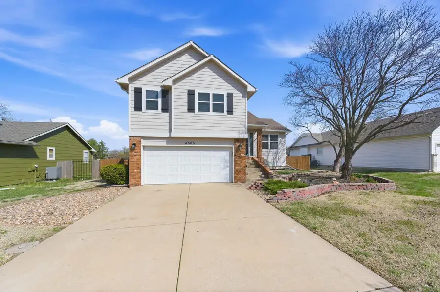 4565 N Eagle Lake Dr, Bel Aire, KS 67220 - #3