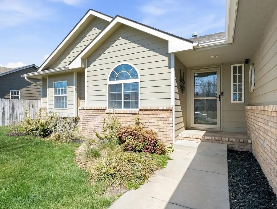 10906 W Ryan St, Wichita, KS 67205 - #2