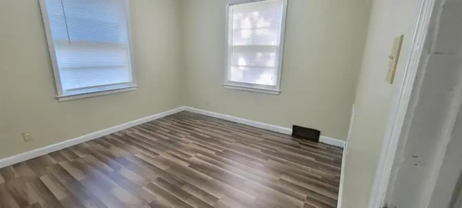 1633 N Pershing St, Wichita, KS 67208 - #2