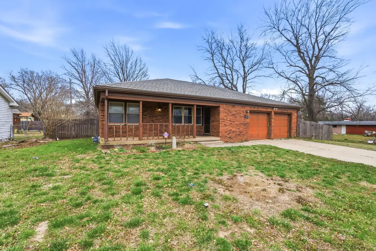 3318 N Amidon Ave, Wichita, KS 67204 - #1
