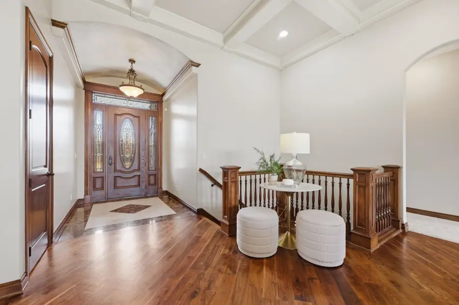 532 N Belle Terre Cir, Wichita, KS 67230 - #2