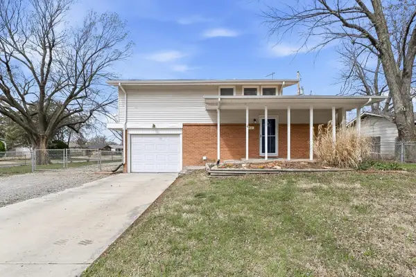 6401 N Randall St, Wichita, KS 67219