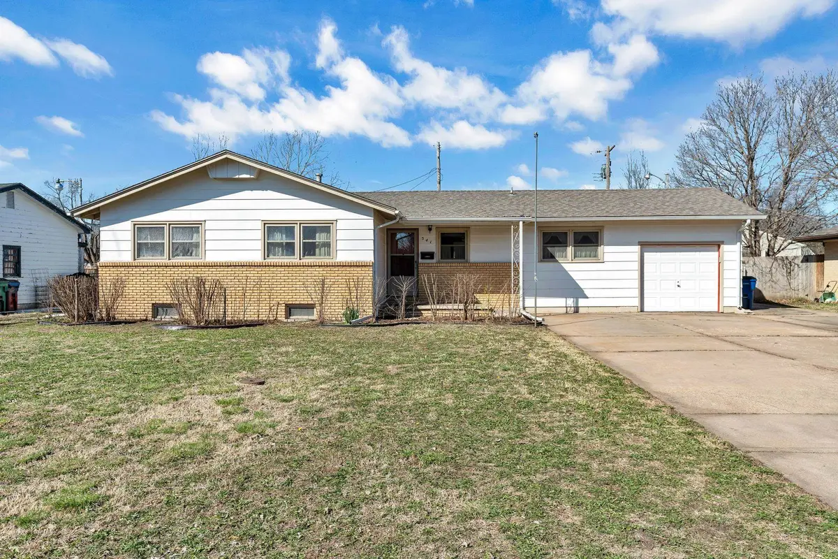 541 N Birch, Valley Center, KS 67147 - #1