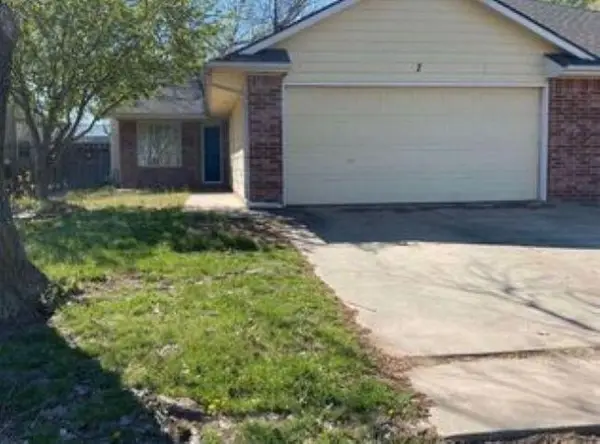 3 N Hopper Dr, Goddard, KS 67052