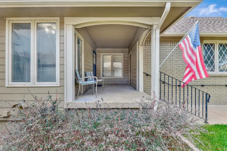 3105 W Keywest Ct, Wichita, KS 67204 - #2