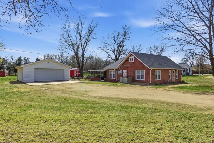 701 E 57th St S, Wichita, KS 67216-3833 - #2