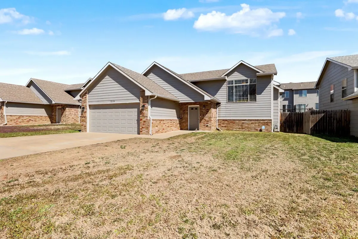 1218 S Longford St, Wichita, KS 67207 - #1