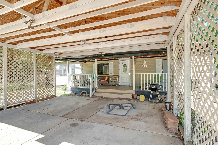 4851 S Bluff St, Wichita, KS 67210 - #3