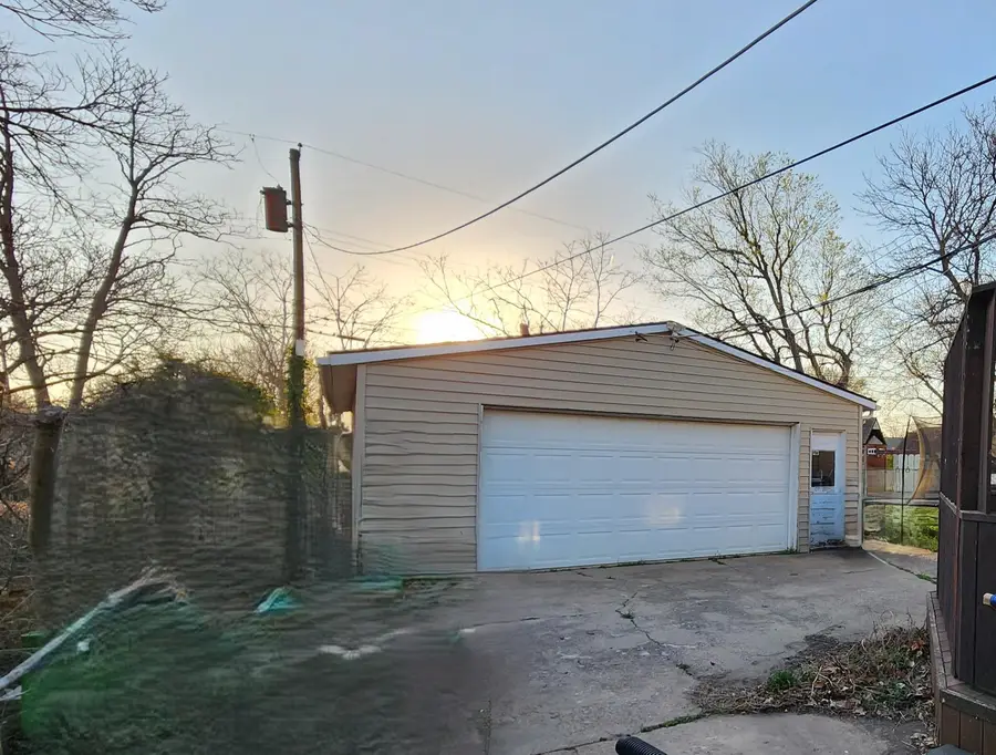 838 N Illinois, Wichita, KS 67203 - #2