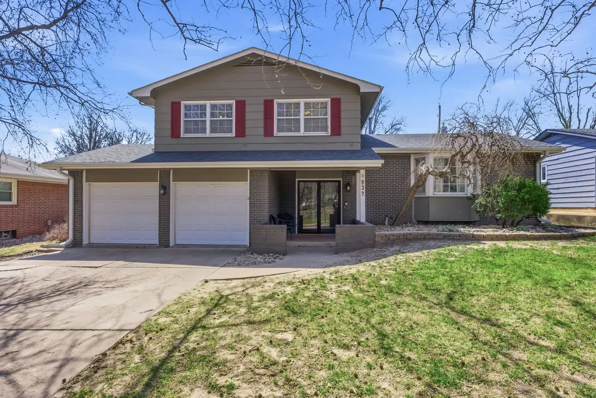 937 N Marguerite Pkwy, Derby, KS 67037 - #1