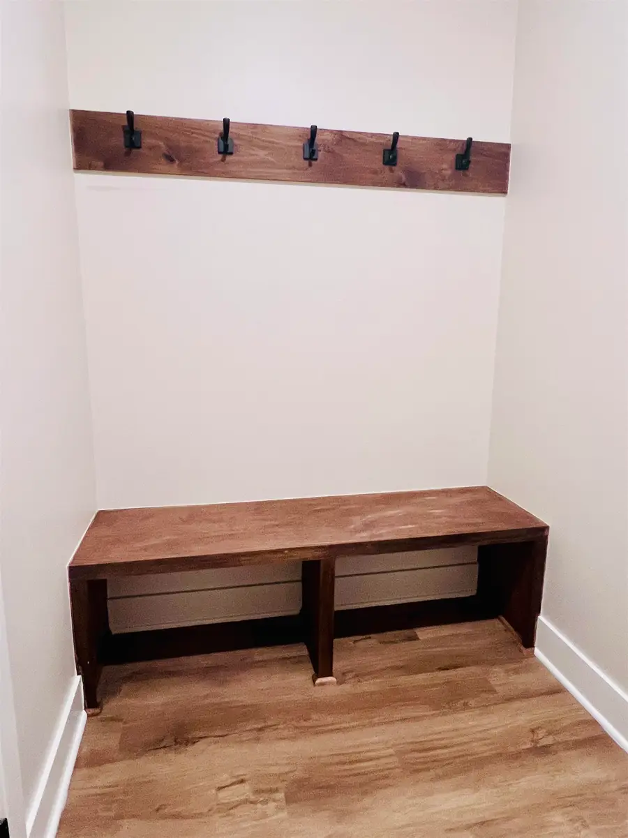 3833-3835 S Bluelake Ct, Wichita, KS 67215 - #3