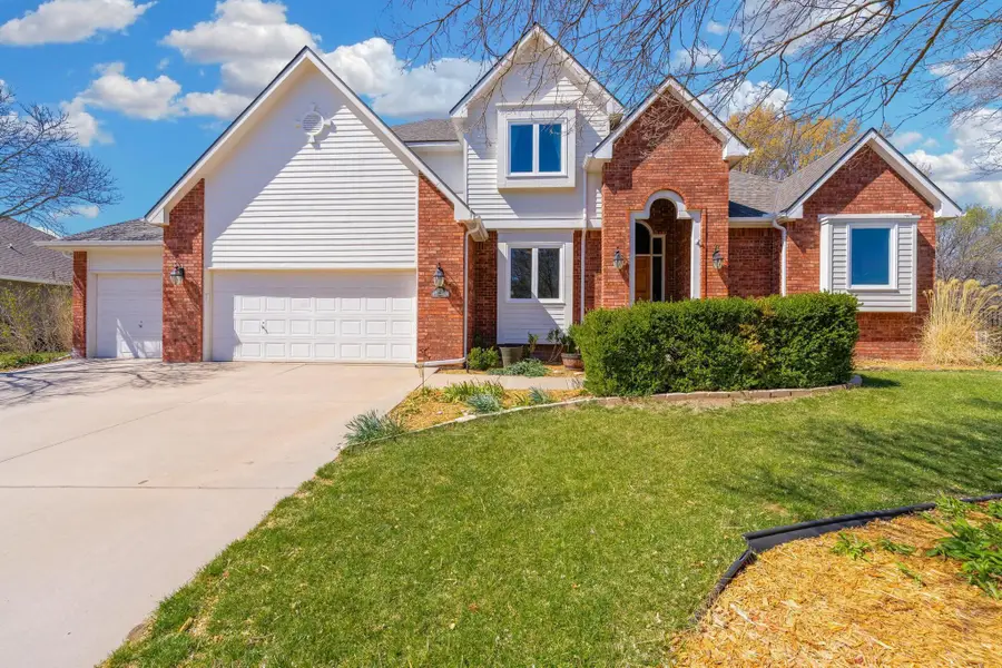 323 N Lancaster Dr, Wichita, KS 67230 - #2