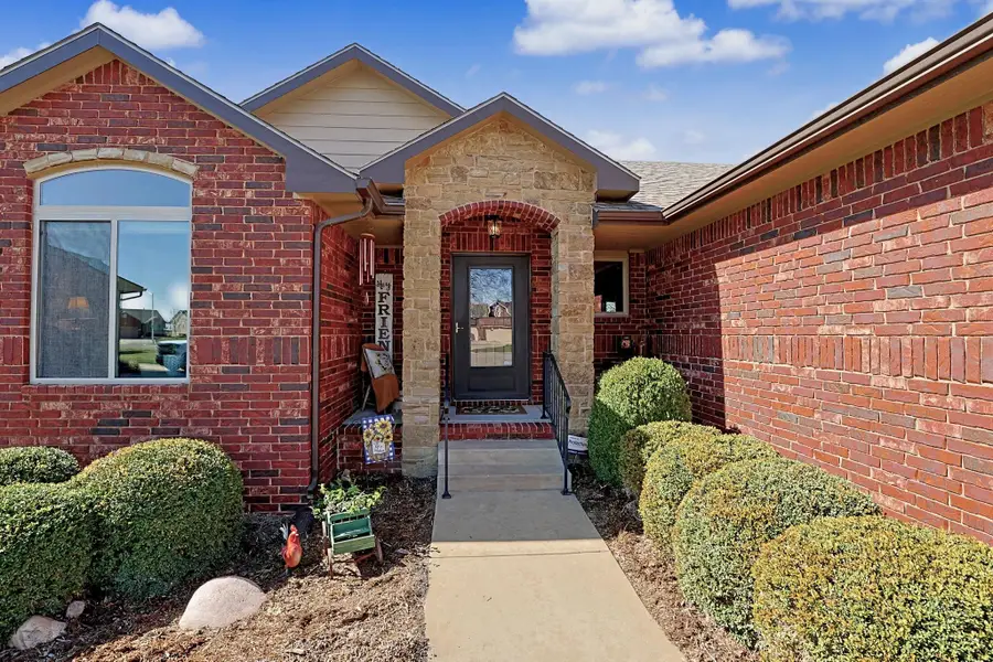 12616 E Cherry Creek Ct, Wichita, KS 67207 - #2