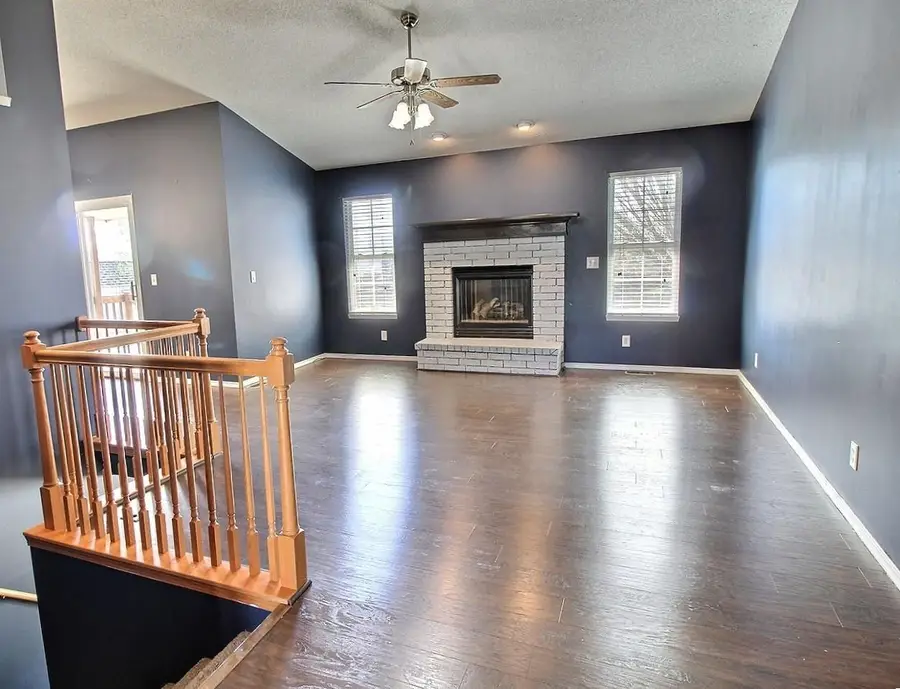 11329 W Carr Ct, Wichita, KS 67209 - #2