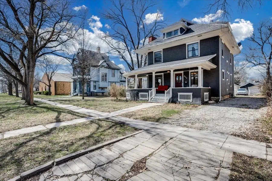 825 Constitution St, Emporia, KS 66801 - #2