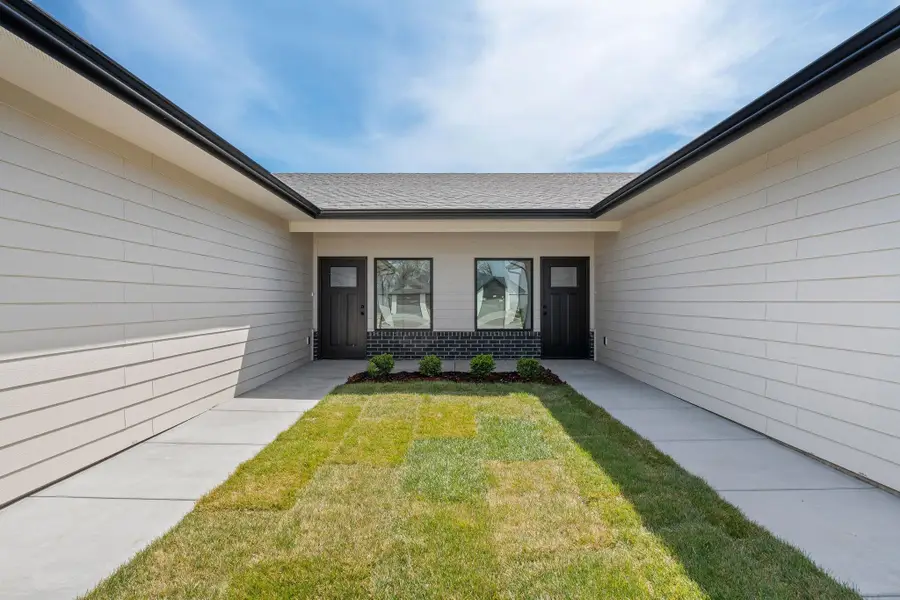 11324 W 35th Cir, Wichita, KS 67215 - #3