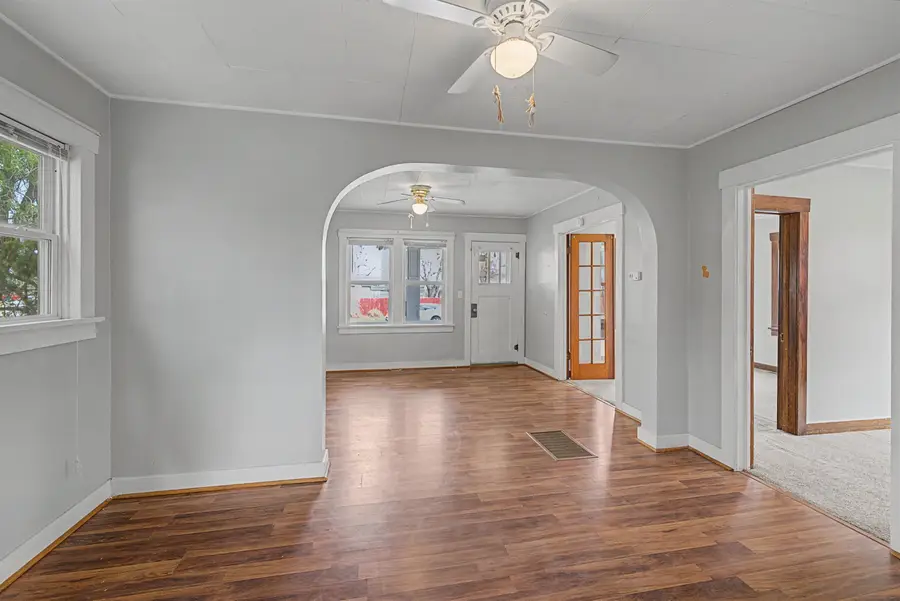 832 Sherman St, Salina, KS 67401 - #3