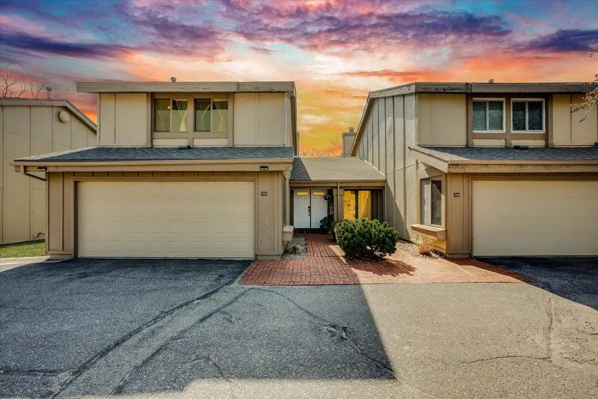 8325 E Harry St Apt 701, Wichita, KS 67207 - #1