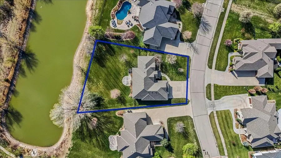 4054 N Stone Barn St, Maize, KS 67101 - #3