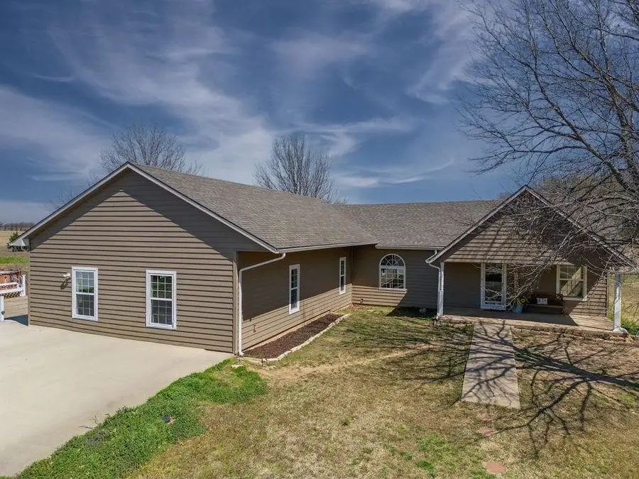 4678 252nd Rd, Arkansas City, KS 67005 - #3