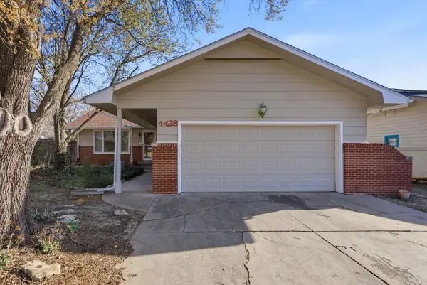 4428 Gunnison St, Bel Aire, KS 67220