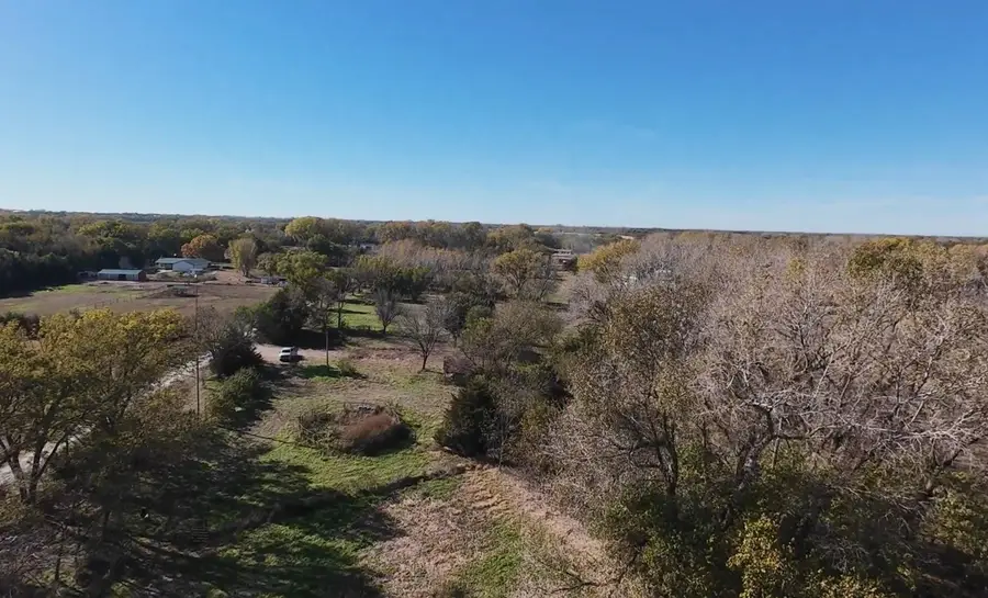 11810 SW 203rd St, Douglass, KS 67039 - #3