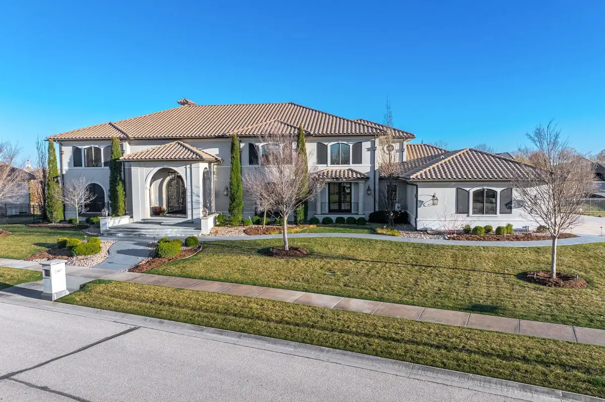 3417 W Crystal Beach St, Wichita, KS 67204 - #1