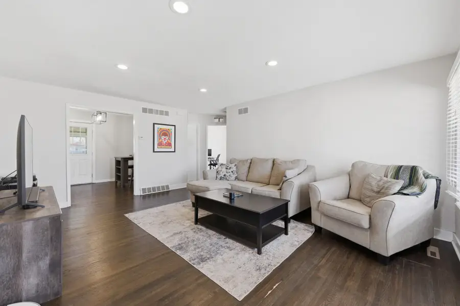 912 N Anna St, Wichita, KS 67212 - #3