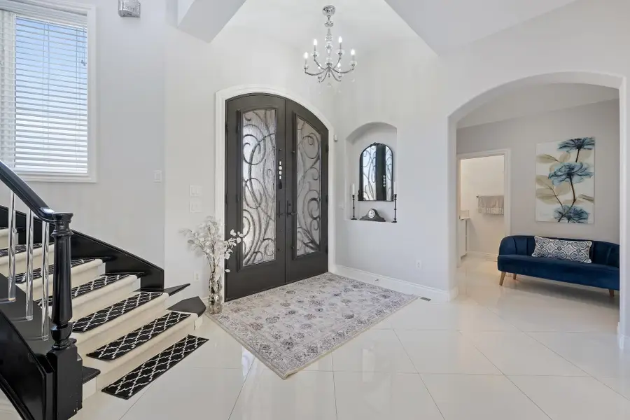 1818 N Burning Tree Cir, Wichita, KS 67230-1406 - #2