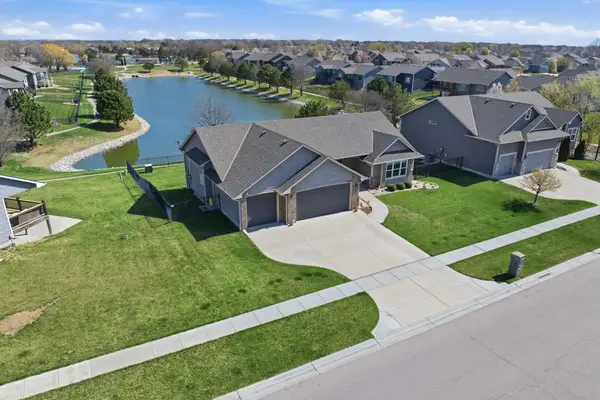 2634 S Lark Ln, Wichita, KS 67215