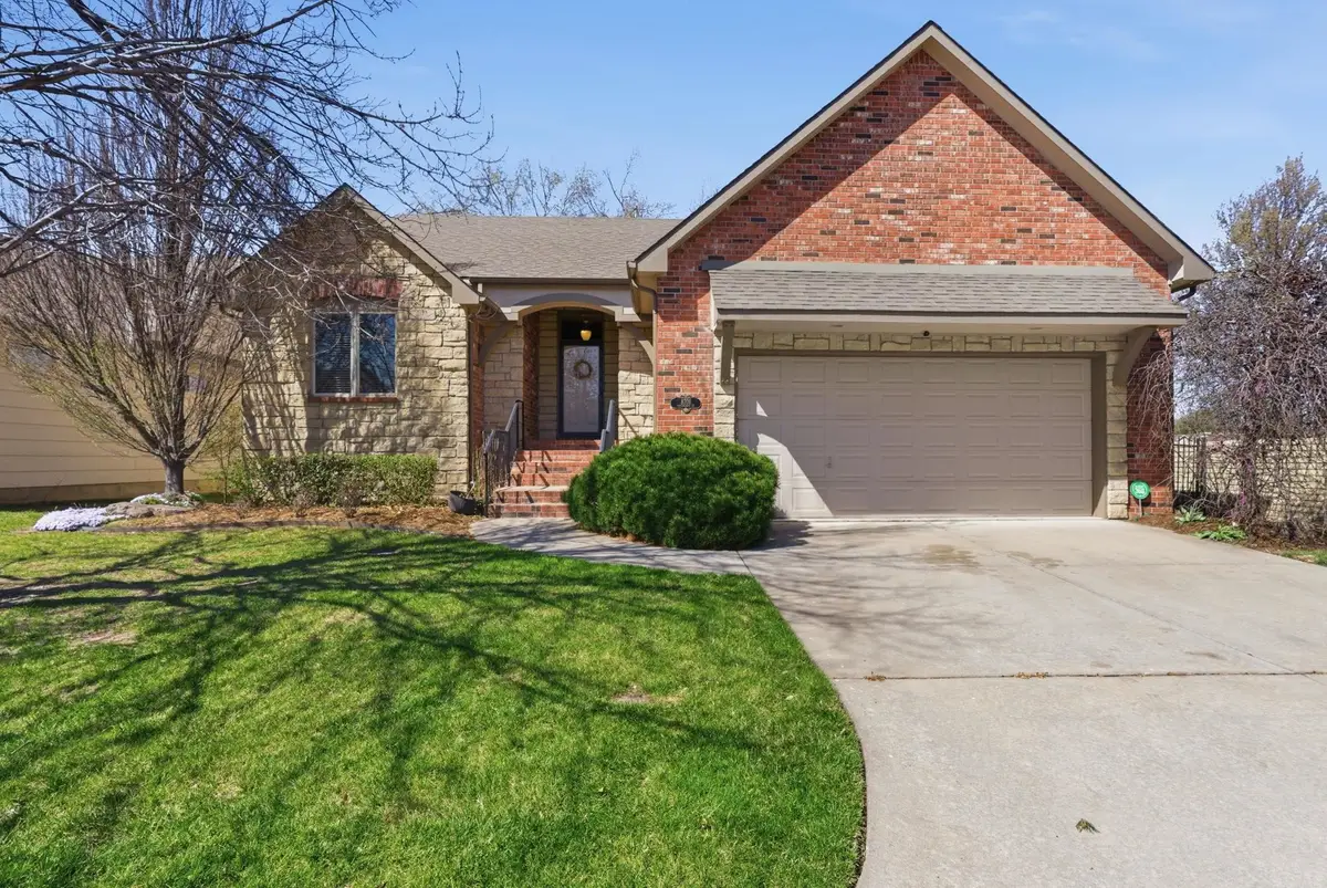 8701 W Northridge Ct, Wichita, KS 67205 - #1