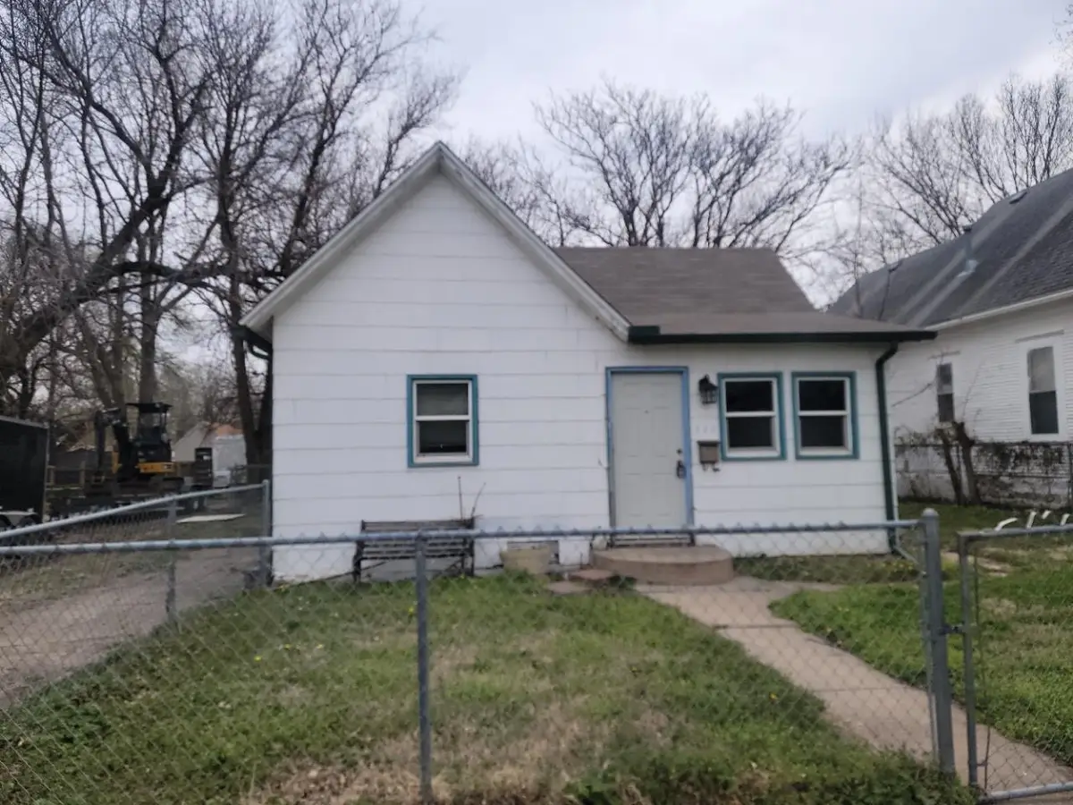 622 S Pattie St, Wichita, KS 67211 - #1