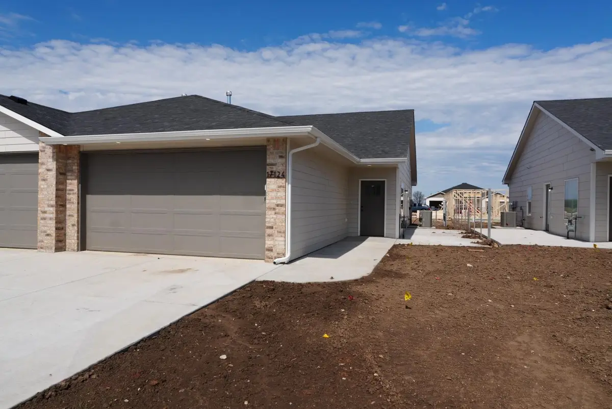 17124 W Lawson Cir, Goddard, KS 67052 - #1